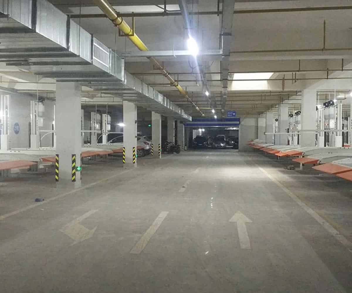 雙層升降平移機械車庫租賃.jpg